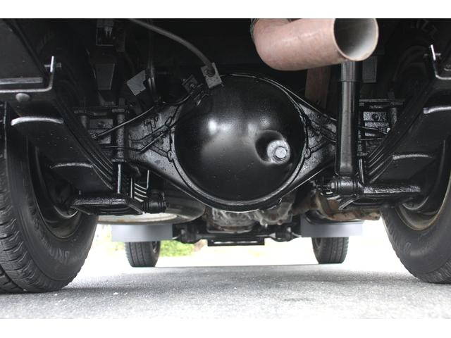 いすゞエルフ平ボディ小型（2t・3t）[写真25]