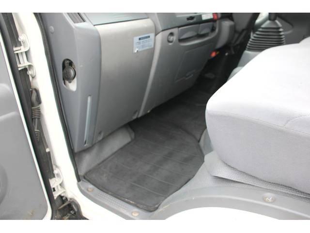 いすゞエルフ平ボディ小型（2t・3t）[写真39]