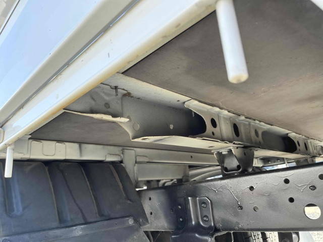 日野デュトロ平ボディ小型（2t・3t）[写真15]