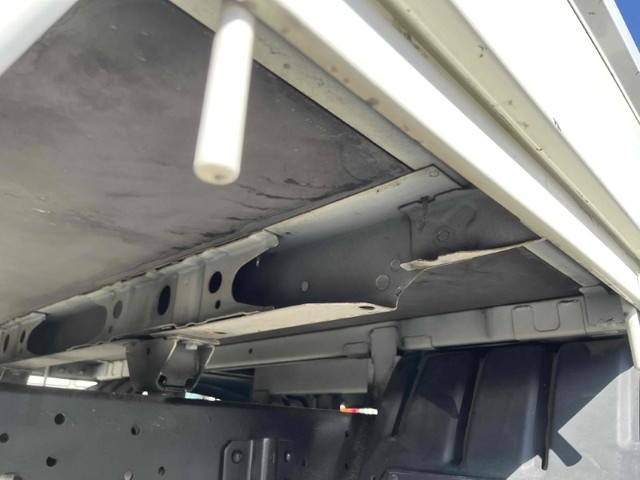 日野デュトロ平ボディ小型（2t・3t）[写真16]