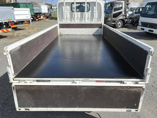 日野デュトロ平ボディ小型（2t・3t）[写真07]