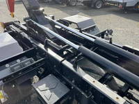 三菱ふそうファイターコンテナ専用車中型（4t）[写真11]