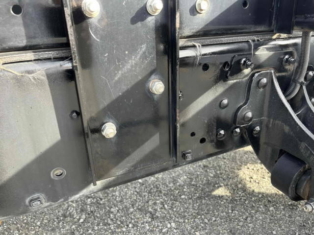 三菱ふそうファイターコンテナ専用車中型（4t）[写真31]