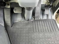 三菱ふそうファイターコンテナ専用車中型（4t）[写真38]