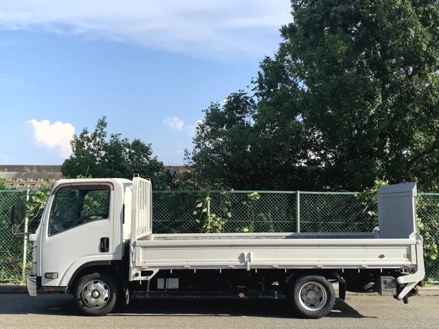 いすゞエルフ平ボディ小型（2t・3t）[写真11]