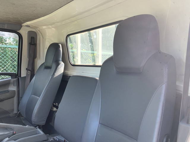 いすゞエルフ平ボディ小型（2t・3t）[写真15]