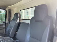 いすゞエルフ平ボディ小型（2t・3t）[写真15]