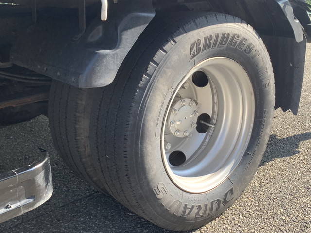 いすゞエルフ平ボディ小型（2t・3t）[写真20]