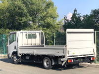 いすゞエルフ平ボディ小型（2t・3t）[写真02]