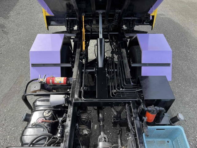 いすゞエルフパッカー車（塵芥車）小型（2t・3t）[写真19]