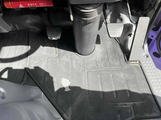 いすゞエルフパッカー車（塵芥車）小型（2t・3t）[写真37]