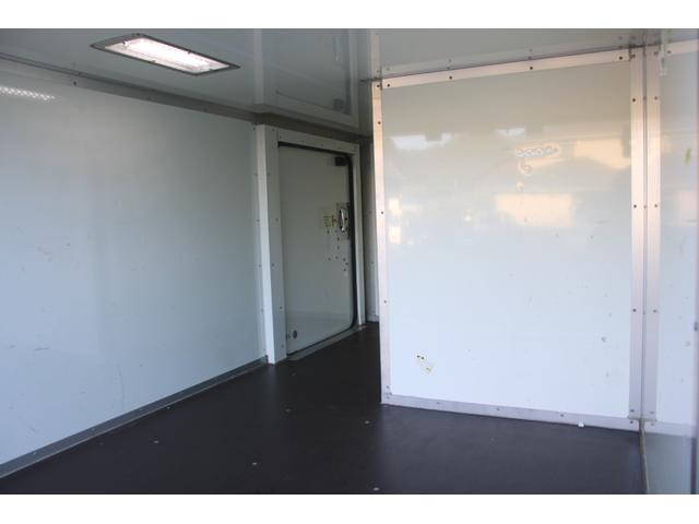 トヨタダイナ冷凍車（冷蔵車）小型（2t・3t）[写真14]