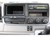 三菱ふそうキャンター平ボディ小型（2t・3t）[写真25]