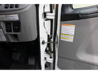 三菱ふそうキャンター平ボディ小型（2t・3t）[写真33]