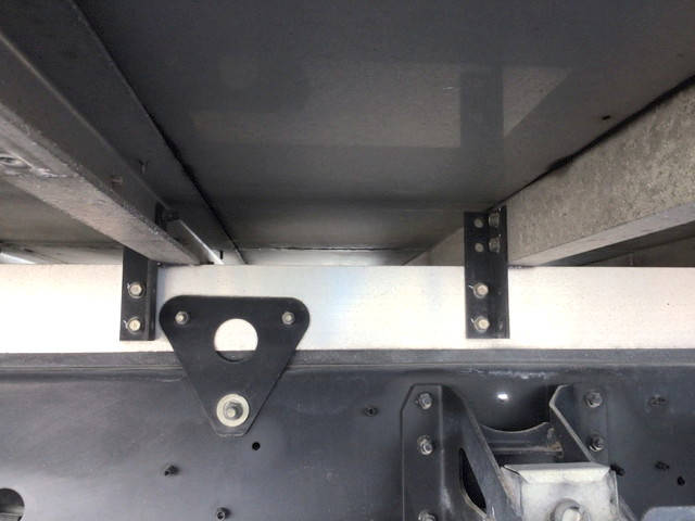 日野レンジャー冷凍車（冷蔵車）中型（4t）[写真23]