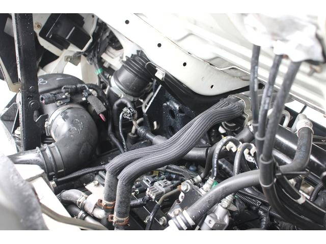 いすゞエルフ平ボディ小型（2t・3t）[写真10]