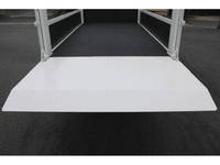 いすゞエルフ平ボディ小型（2t・3t）[写真18]