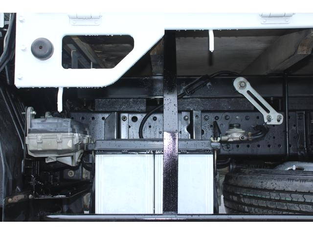 いすゞエルフ平ボディ小型（2t・3t）[写真20]