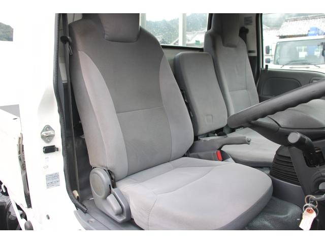 いすゞエルフ平ボディ小型（2t・3t）[写真32]