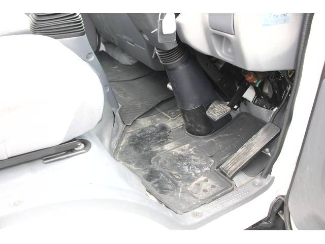 いすゞエルフ平ボディ小型（2t・3t）[写真33]