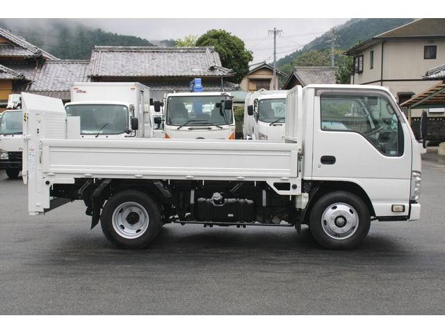 いすゞエルフ平ボディ小型（2t・3t）[写真05]