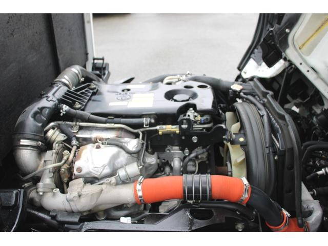 いすゞエルフ平ボディ小型（2t・3t）[写真09]