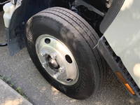 いすゞエルフコンテナ専用車小型（2t・3t）[写真13]