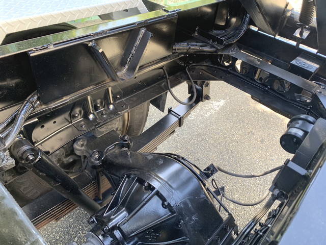 いすゞエルフコンテナ専用車小型（2t・3t）[写真26]