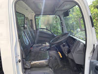 いすゞエルフコンテナ専用車小型（2t・3t）[写真30]