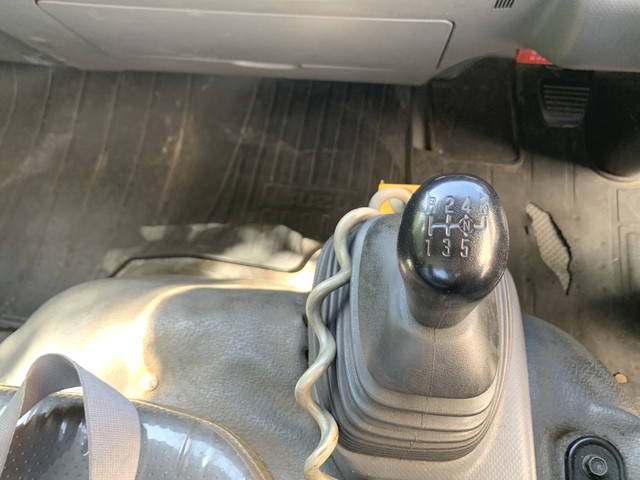 いすゞエルフコンテナ専用車小型（2t・3t）[写真33]