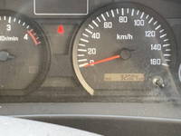 いすゞエルフコンテナ専用車小型（2t・3t）[写真37]