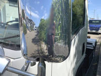 いすゞエルフコンテナ専用車小型（2t・3t）[写真38]