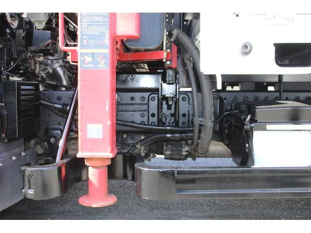 三菱ふそうキャンタークレーン4段小型（2t・3t）[写真23]