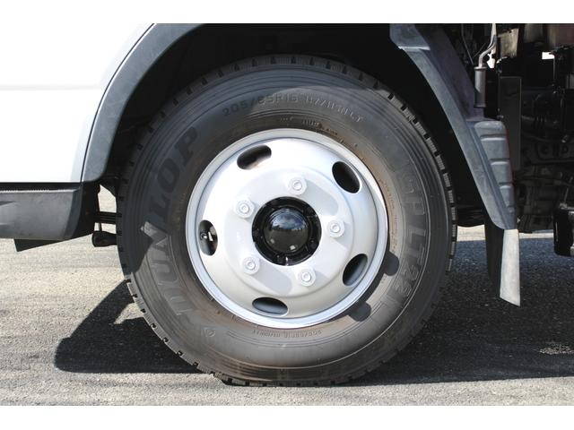 三菱ふそうキャンタークレーン4段小型（2t・3t）[写真28]