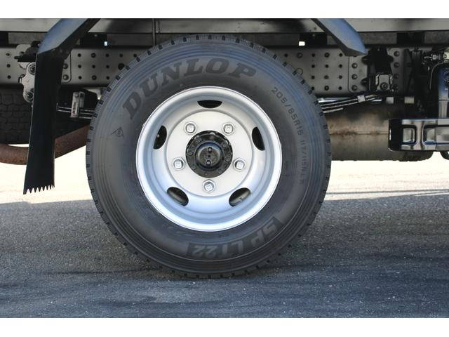 三菱ふそうキャンタークレーン4段小型（2t・3t）[写真29]