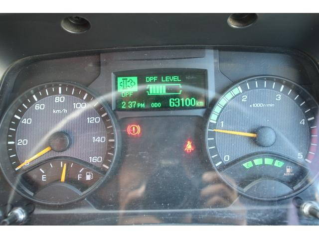 三菱ふそうキャンタークレーン4段小型（2t・3t）[写真31]