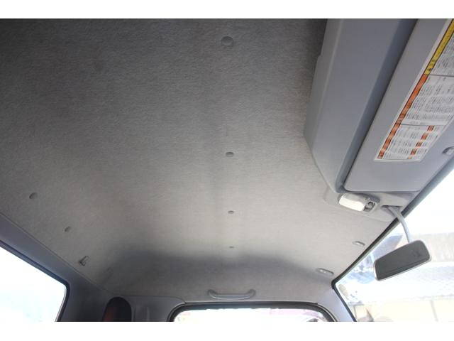 三菱ふそうキャンタークレーン4段小型（2t・3t）[写真36]