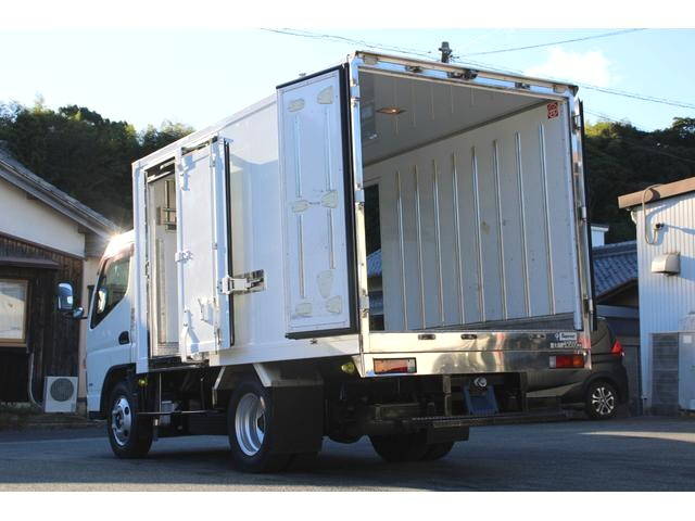 三菱ふそうキャンター冷凍車（冷蔵車）小型（2t・3t）[写真18]