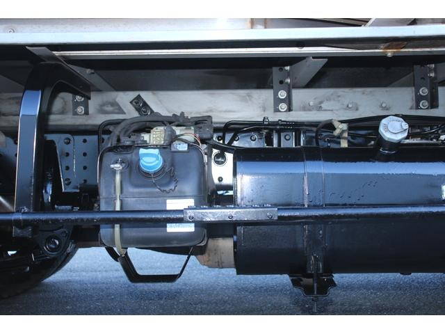 三菱ふそうキャンター冷凍車（冷蔵車）小型（2t・3t）[写真24]