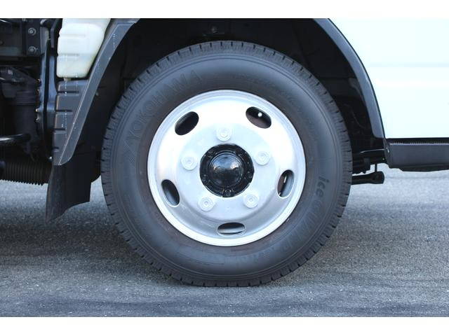 三菱ふそうキャンター冷凍車（冷蔵車）小型（2t・3t）[写真28]