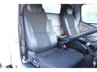 三菱ふそうキャンター冷凍車（冷蔵車）小型（2t・3t）[写真36]