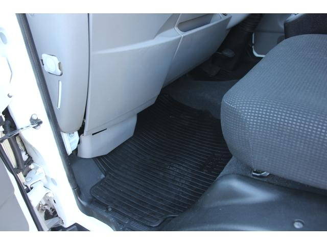 三菱ふそうキャンター冷凍車（冷蔵車）小型（2t・3t）[写真36]