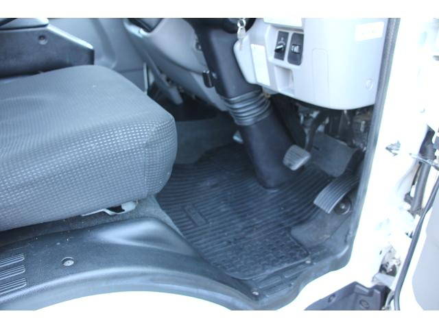 三菱ふそうキャンター冷凍車（冷蔵車）小型（2t・3t）[写真37]