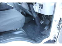 三菱ふそうキャンター冷凍車（冷蔵車）小型（2t・3t）[写真38]