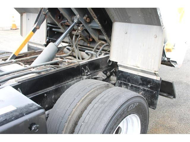 いすゞエルフパッカー車（塵芥車）小型（2t・3t）[写真22]