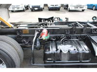 いすゞエルフパッカー車（塵芥車）小型（2t・3t）[写真26]