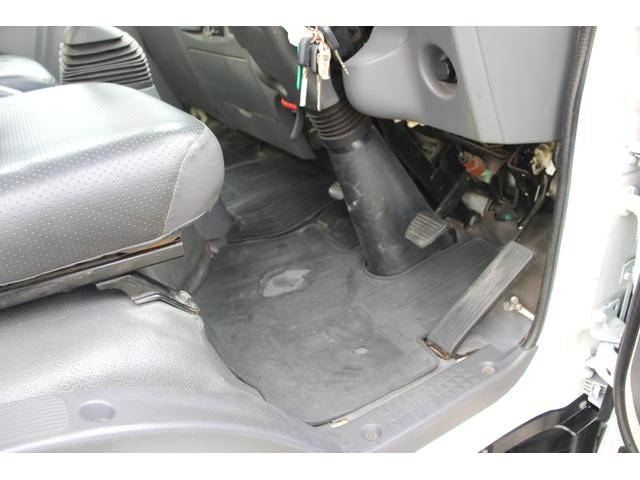 いすゞエルフパッカー車（塵芥車）小型（2t・3t）[写真37]