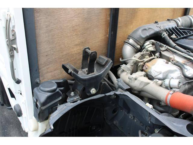 いすゞエルフ平ボディ小型（2t・3t）[写真12]