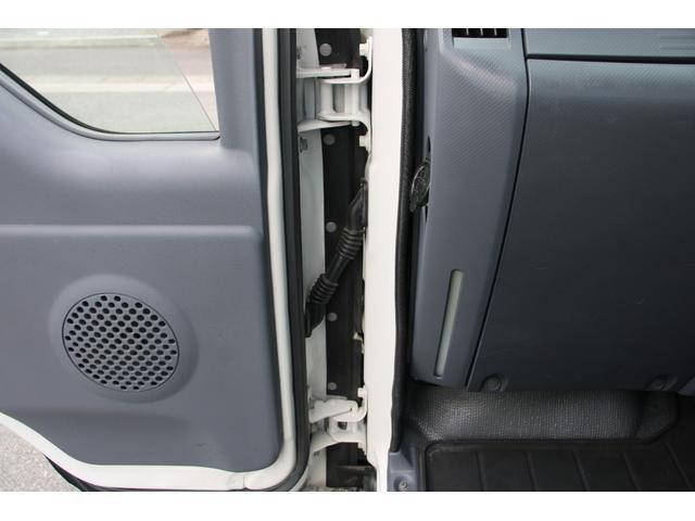 いすゞエルフ平ボディ小型（2t・3t）[写真34]