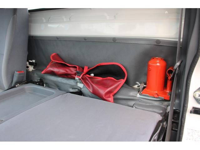 いすゞエルフ平ボディ小型（2t・3t）[写真37]